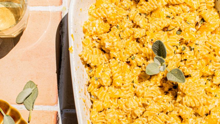 Athenos_Beauty_Butternut-Squash-and-Sage-Baked-Feta-Pasta--18