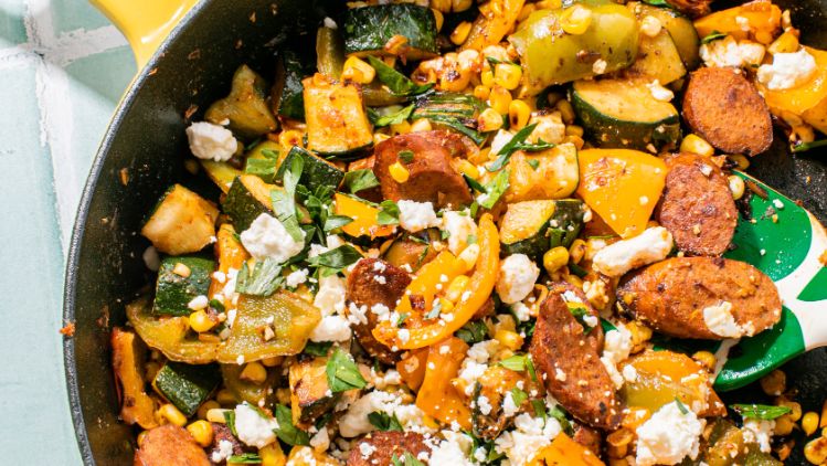 Athenos_Beauty_One-Skillet-Feta--Sausage--and-Veggie-Skillet-14