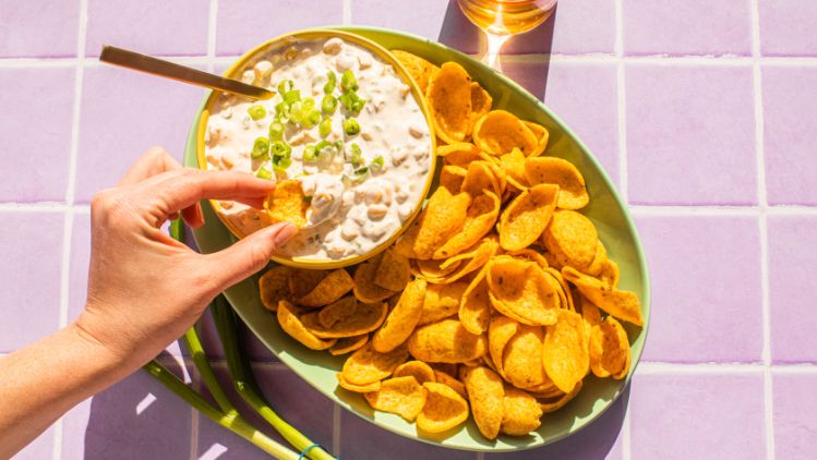 Athenos_Beauty_Creamy-Crack-Corn-Feta-Dip-16