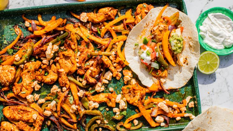 Athenos_Beauty_Sheet-Pan-Chicken-Fajitas-with-Tajin-Feta-41