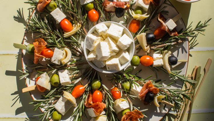 Charcuterie Wreath Skewers 
