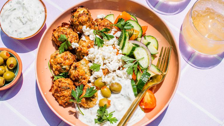 Athenos_Beauty_Feta-Herb-Chicken-Meatballs-20