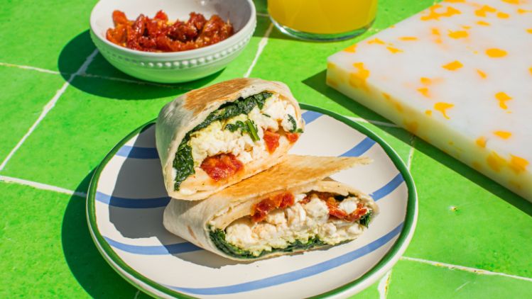 Athenos_Beauty_-Spinach-Protein-Feta-Wraps-5