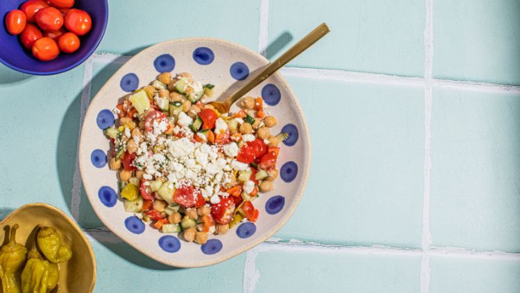 Athenos_Beauty_Greek-Chickpea-Chopped-Salad-13
